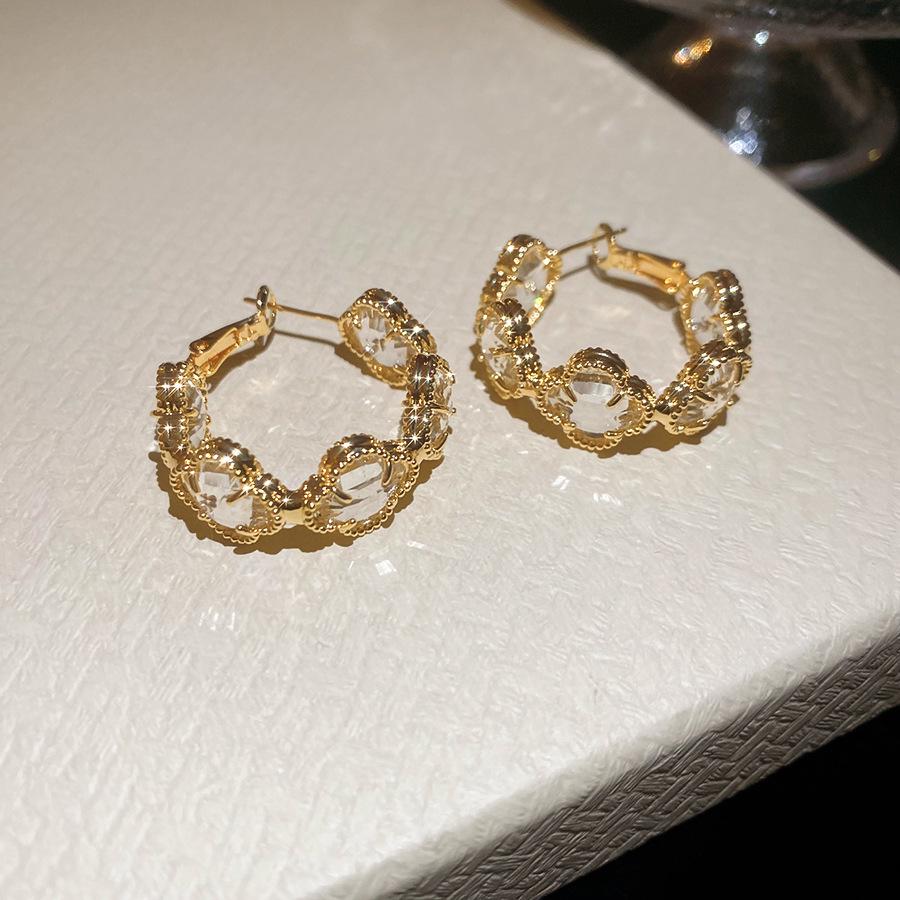 French Retro Flower Glass Hoop Earrings - Elegant Niche Studs for Women