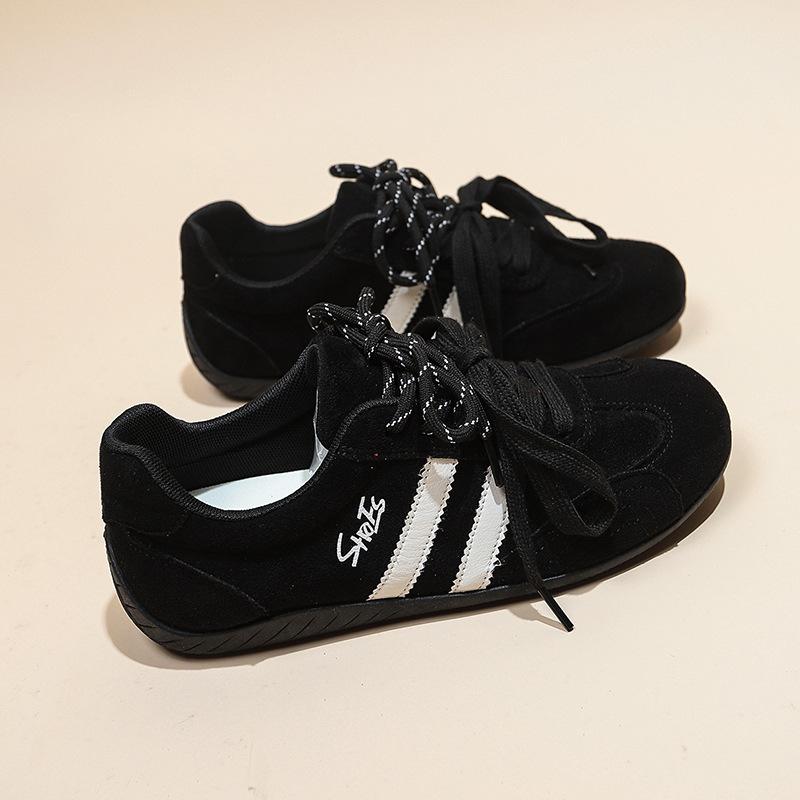 

Retro Dexun shoes women s shoes autumn 2025 new fashion sports casual shoes thin-soled racing shoes red shoes 35 чёрный