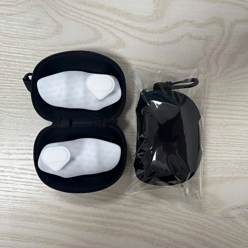 Silicone Grip Boost: Anti-Callus Weightlifting Hand Protector with Print