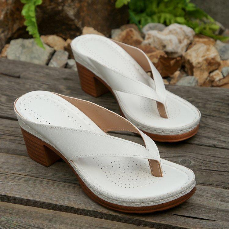 Summer New Foreign Trade Large Size Slippers Women's European and American Flip Toe High Heel Thick Heel Casual Wear Beach Women's Sandals