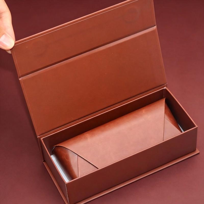 Premium Leather Eyeglass Case With Magnetic Portable Sunglasses Holder Flip Cover Brown TZ01