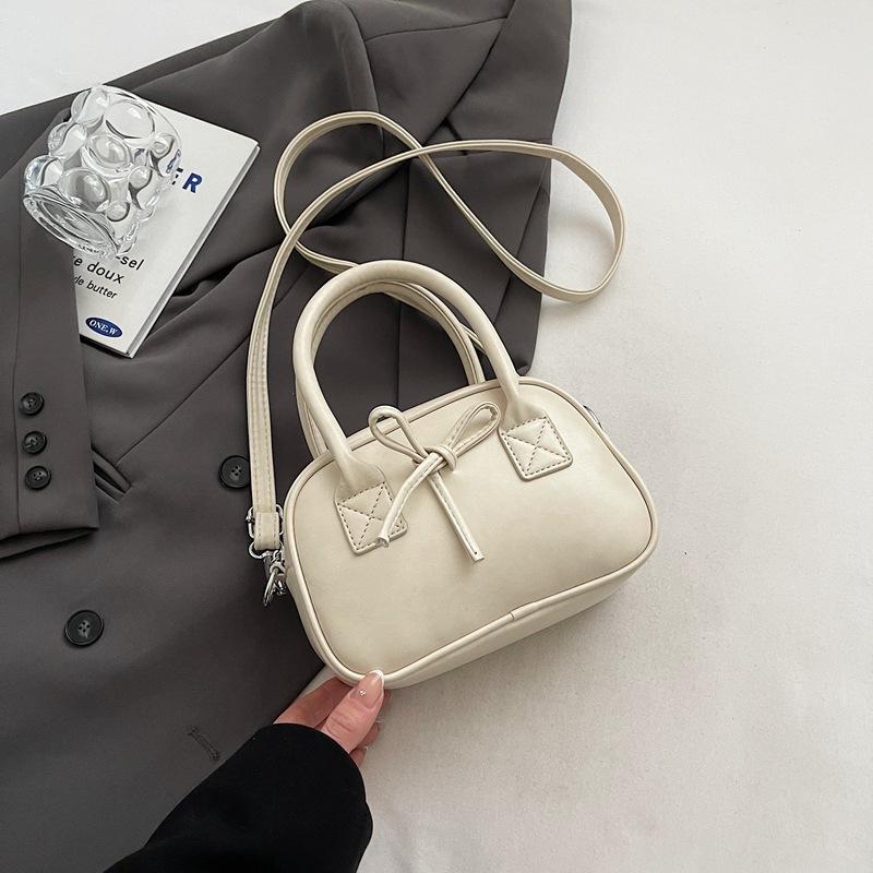 New messenger small bag women's high-end sense niche fashion handbag cute bow mini handbag