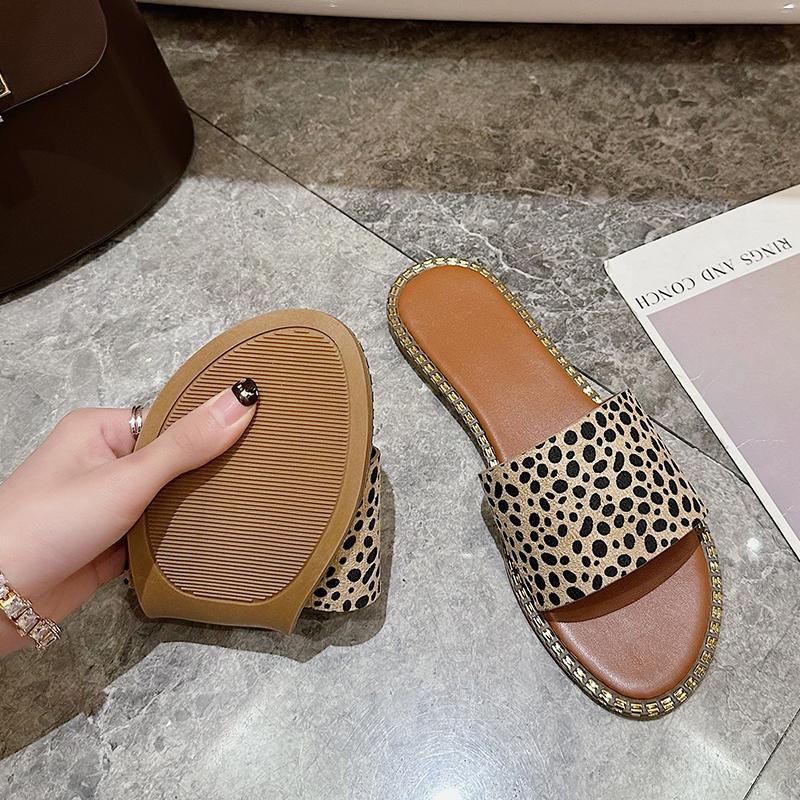Large Women's Shoes 2024 Summer Flat Heel Slippers Fashion Leopard Print Indoor Slippers Women's Beach Shoes Pantuflas De Mujer