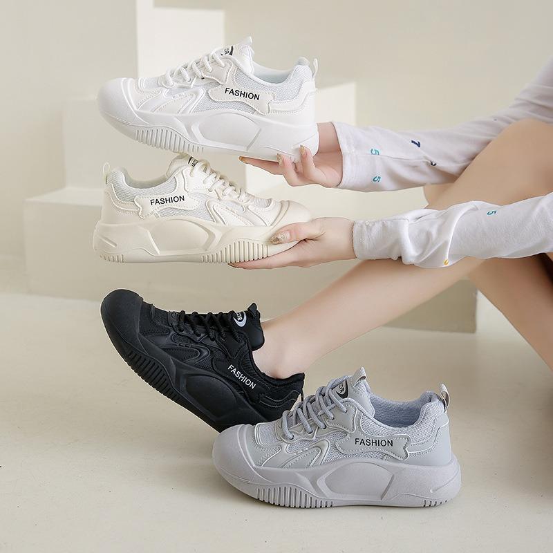 Spring new breathable little white shoes female students through the net versatile leisure sports board shoes