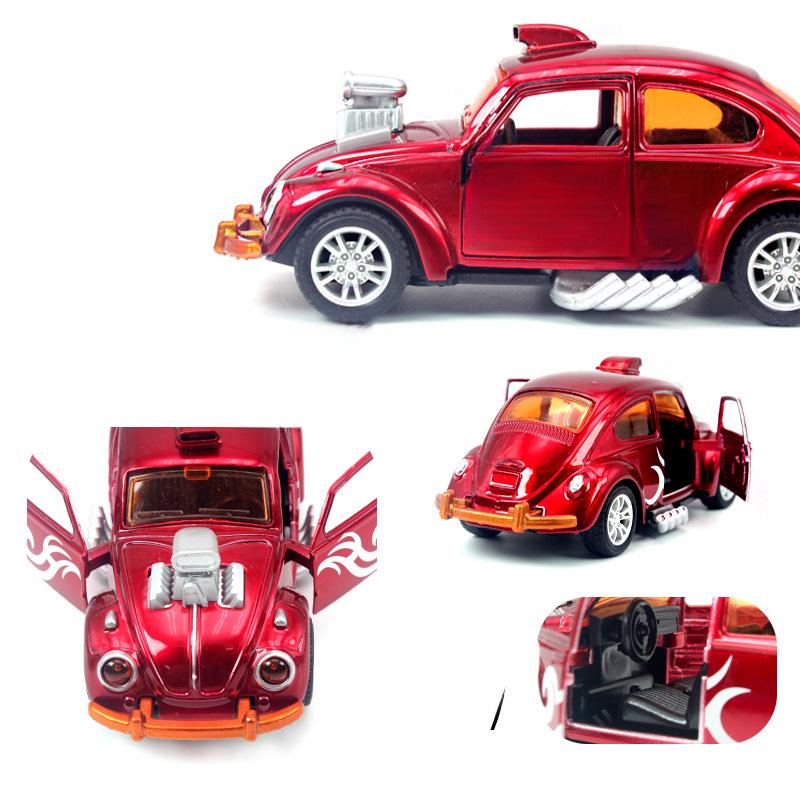 1:36 Alloy Pull-Back Double-Door Inertia Classic Car Cartoon Model Ornament