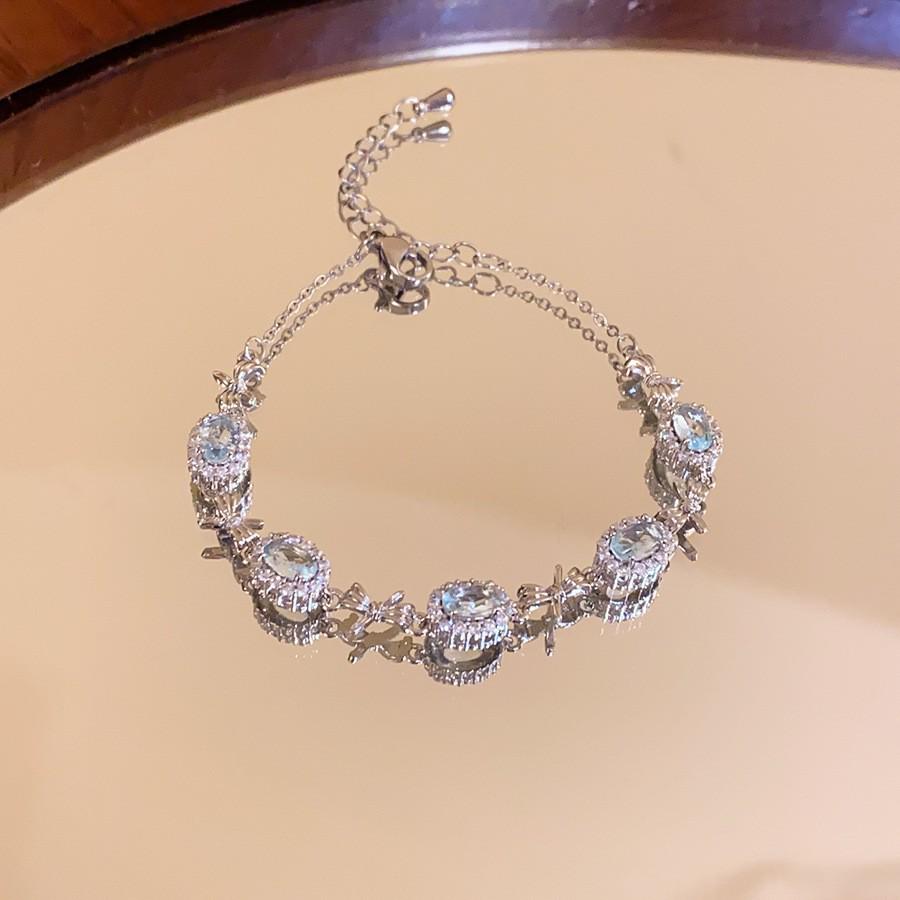 Sea Crystal Zirconia Water Drop Bracelet: Light Luxury Cool Style Jewelry for Women
