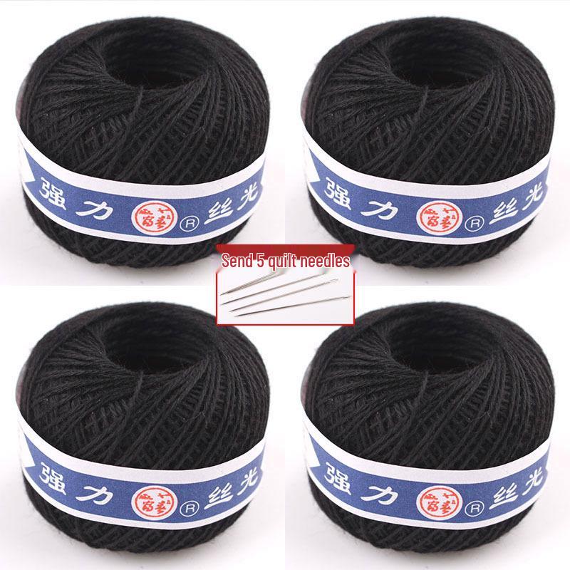 Thickened Cotton Thread Quilt Needle for Handcrafting: Red Duvet Cover, White Vintage Darning Ball