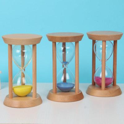Siebenfarbiger Sand Massivholz 30-Minuten Fallfest Sanduhr-Timer für Kinder: Studium & Geschenk