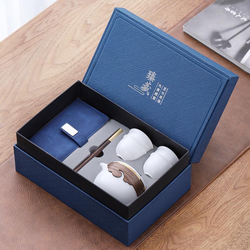 Ceramic Kung Fu Tea Set Business Banking Company sends customers and employees high-end gift sets as opening gifts