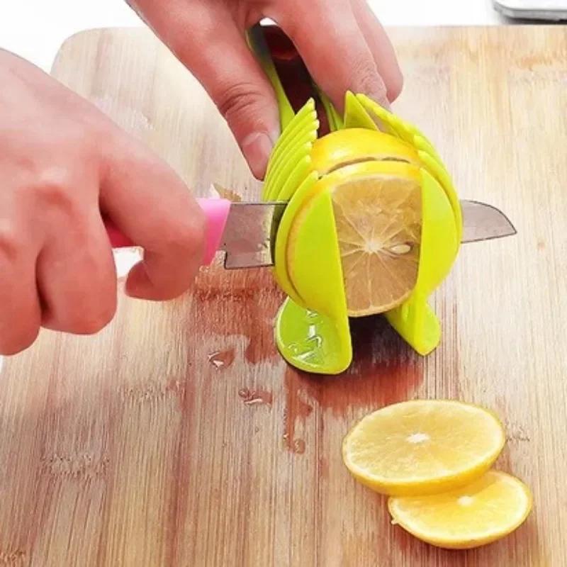 1pc Tomato Slicer Fruits Cutter Stand Utensilios De Cozinha Assistant Lounged Tomato Lemon Shreadders Slicer Random Color