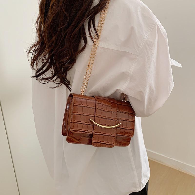 Neue Retro-Einfarbige Kleine Quadratische Tasche Damen Einfache Nischen-Umhängetasche Koreanische Version Lässige Vielseitige Umhängetasche