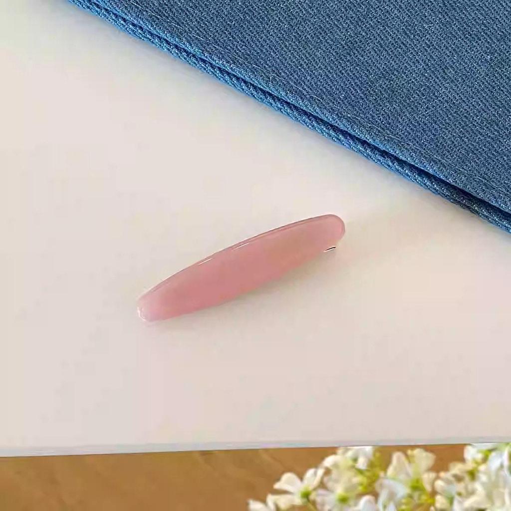 High-End Oval Acetate Hair Clip for Flyaways and Bangs