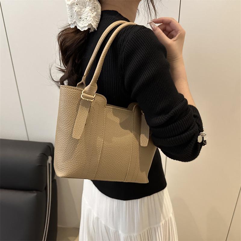 Today's Popular Small Bags, New Women's Bags, Highend Retro Versatile Messenger Bags, Fashionable Portable Bucket Bags