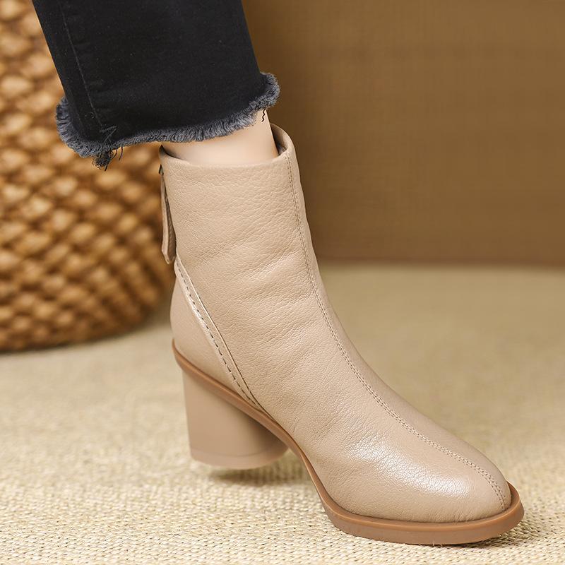 

Cashmere wool integrated warm snow boots winter new soft rear zipper thick heel short boots round head thin Martin boots 40