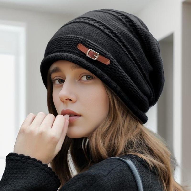 European & American Versatile Winter Knit Hat – Fashionable, Stylish, and Face-Slimming; Thick, Loose Woolen Hat for Women.