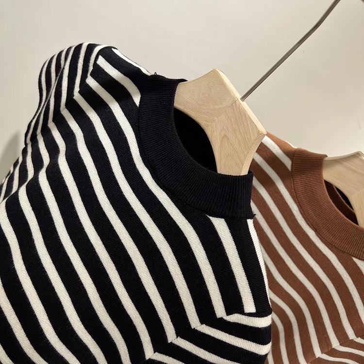 Women's 2026 Striped Patchwork Short-Sleeve Knit Top