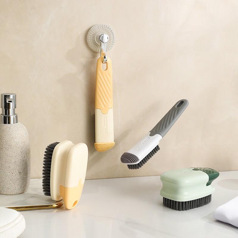 Набор многофункциональных щеток для уборки