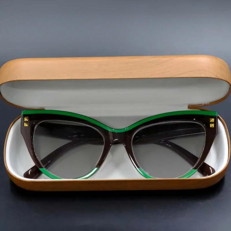 Women's Retro Cat Eye Studded Presbyopia Sunglasses Fashion Color Blocking Anti UV and Anti Blue Light Glasses Diopter To +4.0
