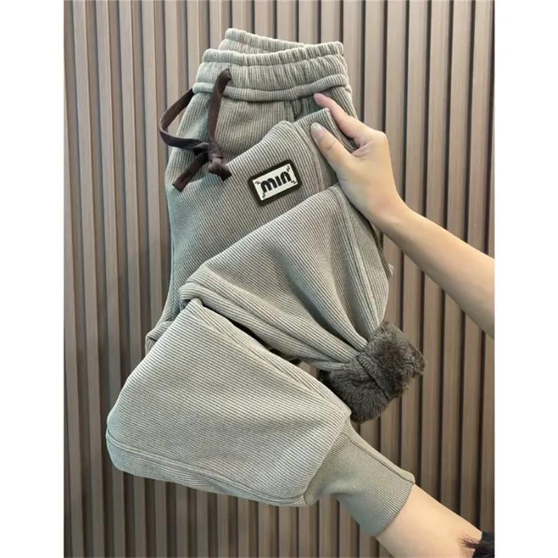 

Осенне-зимние вельветовые бархатные утепленные брюки женские свободные на резинке брюки-шаровары модные с высокой талией повседневные брюки женские M серый белый