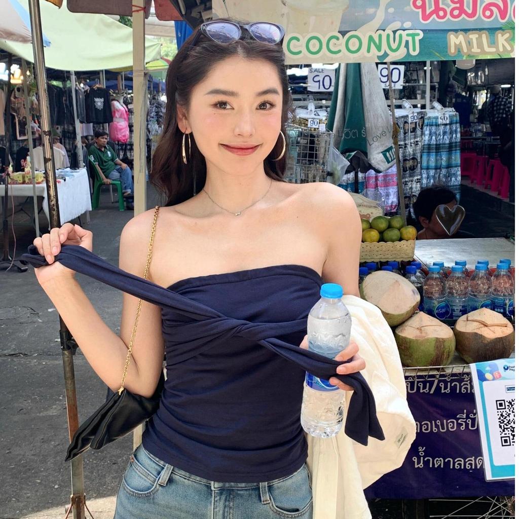 European Strapless Back-Strap Top: Chic, Slimming, Off-Shoulder French Design for Summer Elegance
