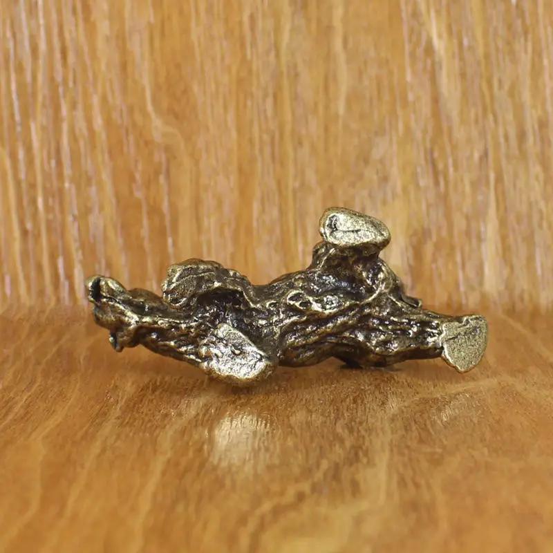 1 Stück Massiv Messing Eisbär Figur Reine Kupfer Braunbär Statue Ornament Miniatur Schreibtischdeko für Zuhause Büro