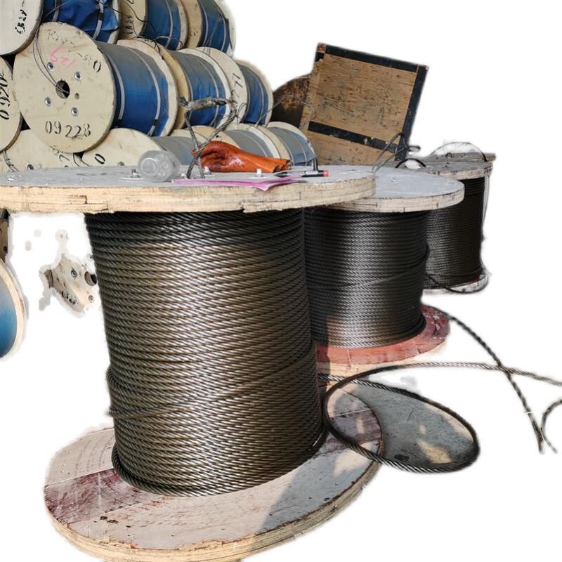 Lihu Wang Oiled Steel Wire Rope for Heavy Lifting