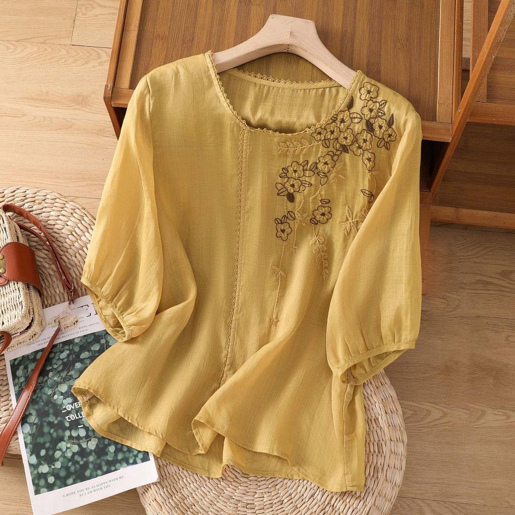 Women's Cotton And Linen Embroidered Loose Retro Round Neck Pullover Top