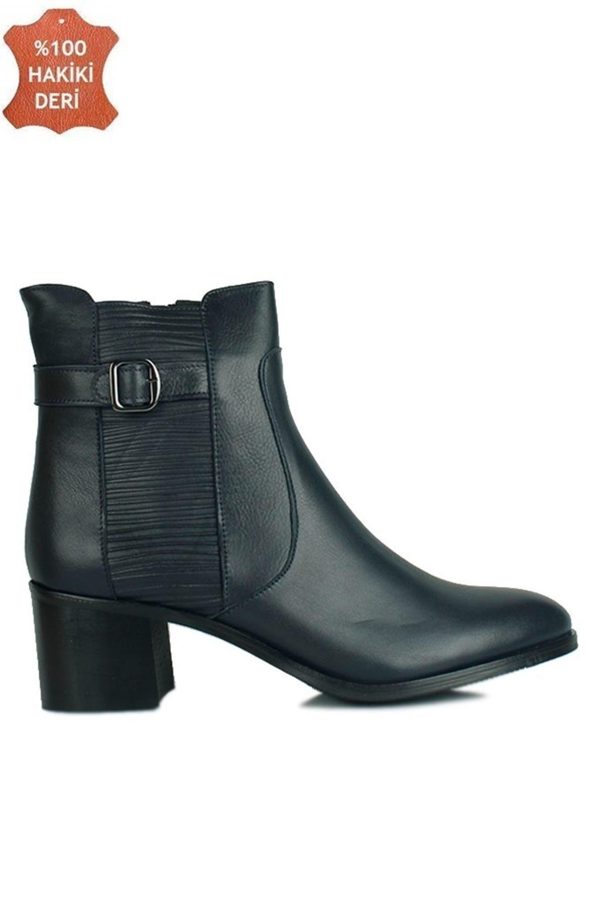 

Women s Plus Size 6913 424 Navy Blue Large & Small Boots 41