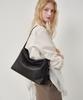 Ostkaka Reno Shoulder Black