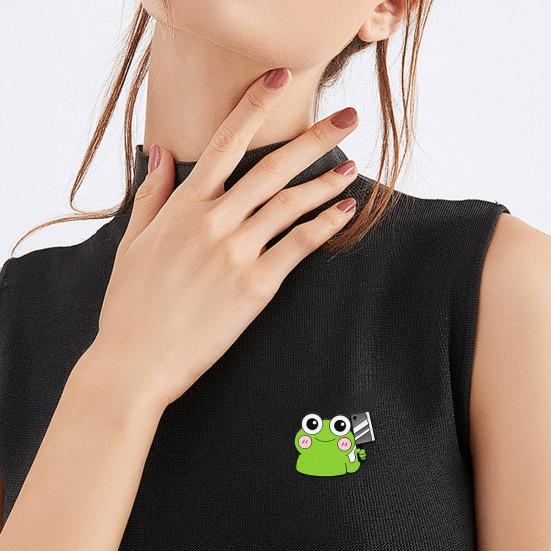 Brosche Anstecknadel Cartoon Frosch Design Zinklegierung Nadel Handbemalte Emaille Glasur Anzüge Mäntel Pullover Abzeichen Vielseitiges Accessoire
