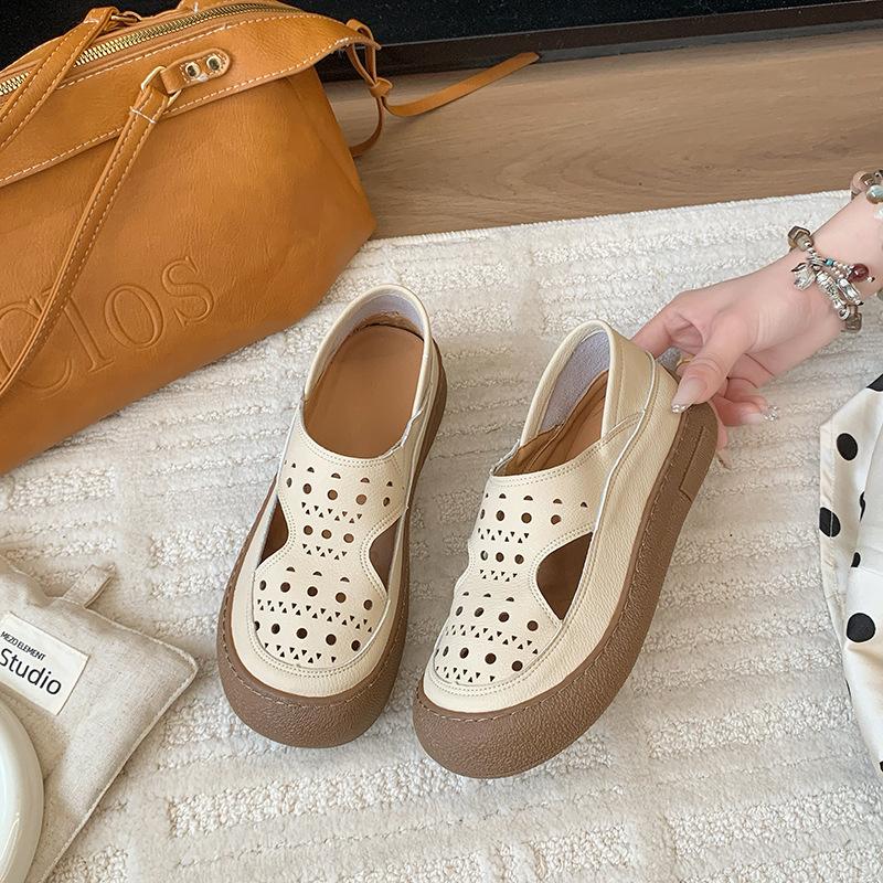 

Hollow mother shoes women s 2025 summer new soft-soled non-slip and wear-resistant versatile breathable thick-soled casual women s shoes 35 бежевый