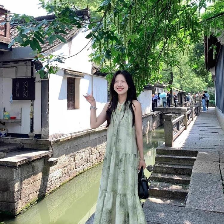 New Chinese women's sleeveless halter dress, cool and relaxed summer outfit, camisole green floral long dress
