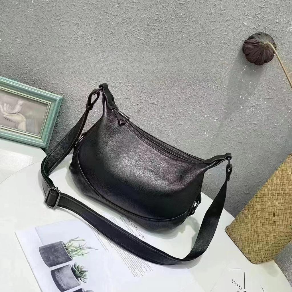 Cowhide Women Single Shoulder Crossbody Simple Multi-compartment Dumpling Bag Large Capacity Aunt Mother Bag