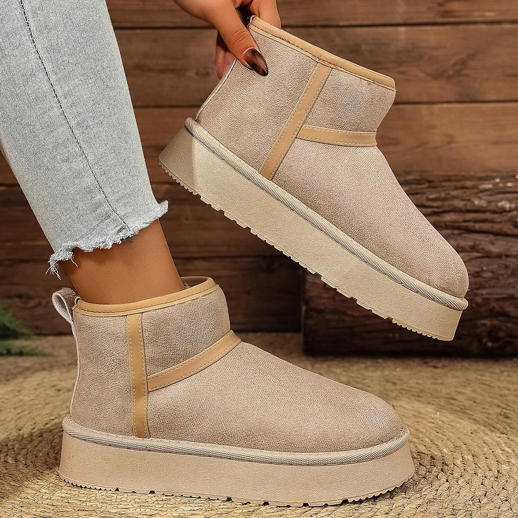 Thick-soled snow boots women's 2025 new winter velvet thickened warm short boots one-pedal sleeve Northeast large cotton shoes