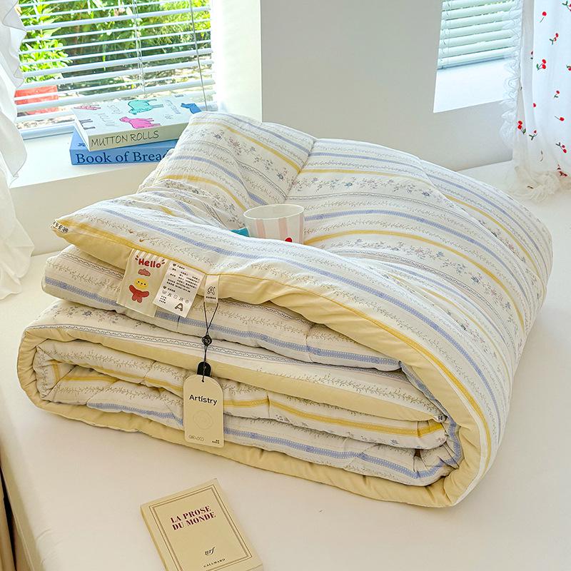 Class A Double-layer Gauze Washed Cotton Quilt - Thickened and Warm for Winter and Spring (3-4 lbs) Single Quilt Core