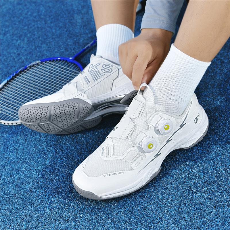 New badminton shoes rotating button outdoor sports tennis training casual couple daily table tennis shoes