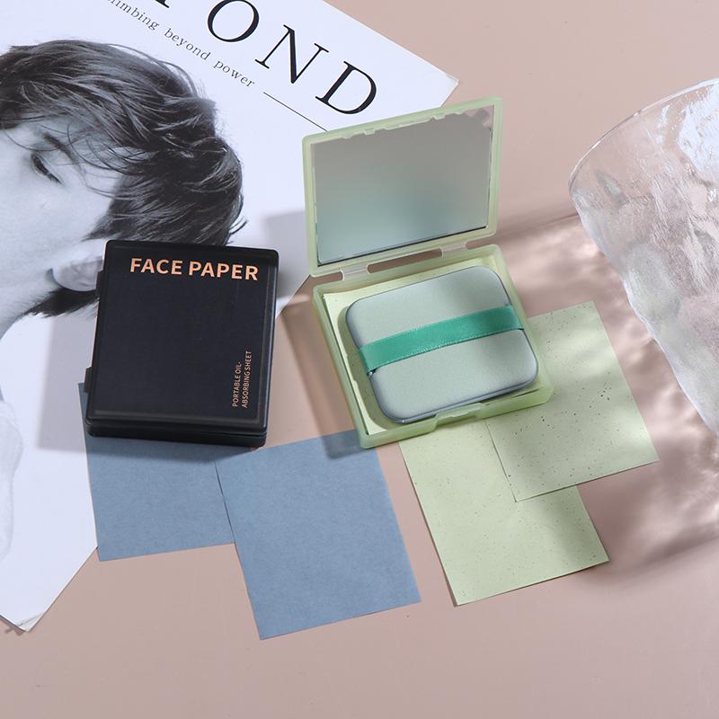 100 Stück Bambus Löschpapier mit Spiegel & Make-up Puderquaste Erfrischende Tragbare Ölkontroll-Werkzeugsatz Gesicht Ölabsorbierende Blätter Pflege
