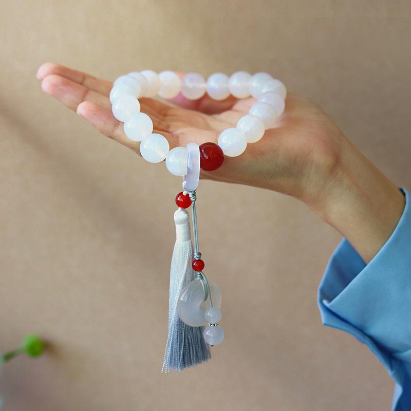 

Lychee jelly white agate hand-held bracelet with running ring tassels, soft and flexible, with eighteen chalcedony beads and a peace buckle bead for 12Beads mm【White agate