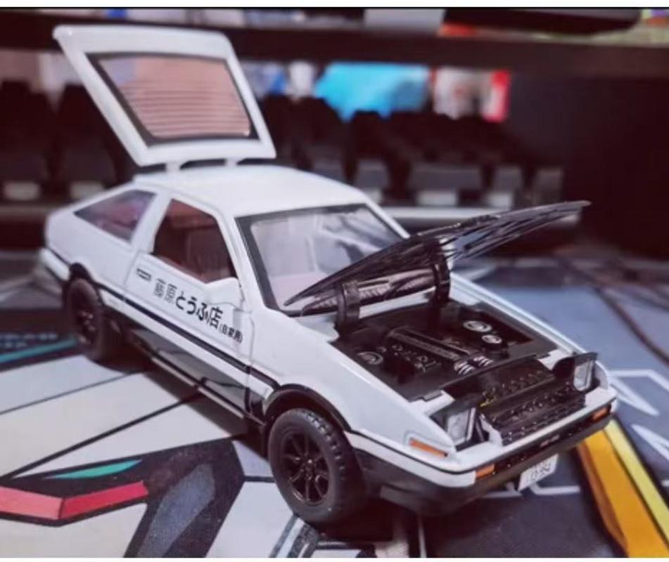 Initial D 1:32 Toyota AE86 Model Car Diecast Metal Alloy Boys Toys Cars Collectibles Kids Car Model Birthday Gifts Kids Present
