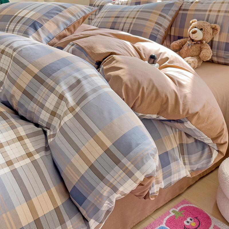 Bedding Four-piece Set Printed Skin-friendly Water Wash Sheets Quilt Cover Pillowcase Set