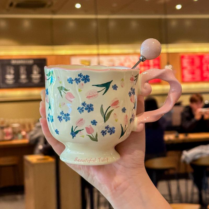 

Керамическая кружка в стиле ретро с цветочным узором, большая емкость, чашка для завтрака и кофе, парная чашка для воды, подарок на день рождения для девушек 401-500ml