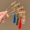 Children's Glowing Tassel Lantern Hairpin - Ancient Style Hair Bun Accessory for New Year's Hanfu Headdress.
