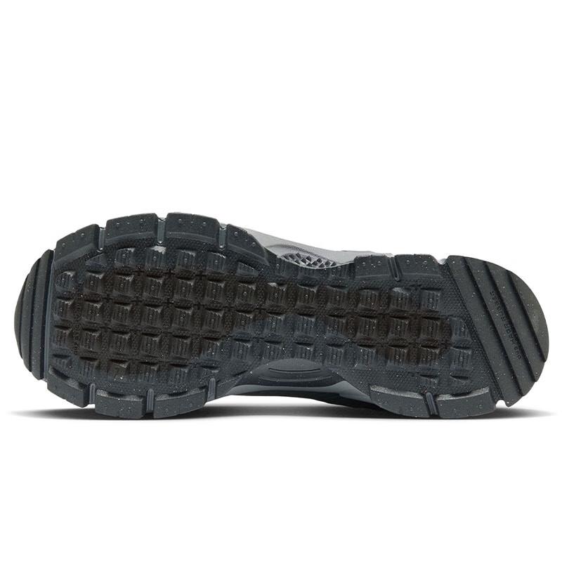 Nike Zoom Vomero Roam Men's Sneakers