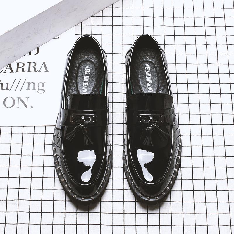 Fashion British design mens casual wedding party formal dress patent leather shoes summer oxfords shoe black white tassels loafers male