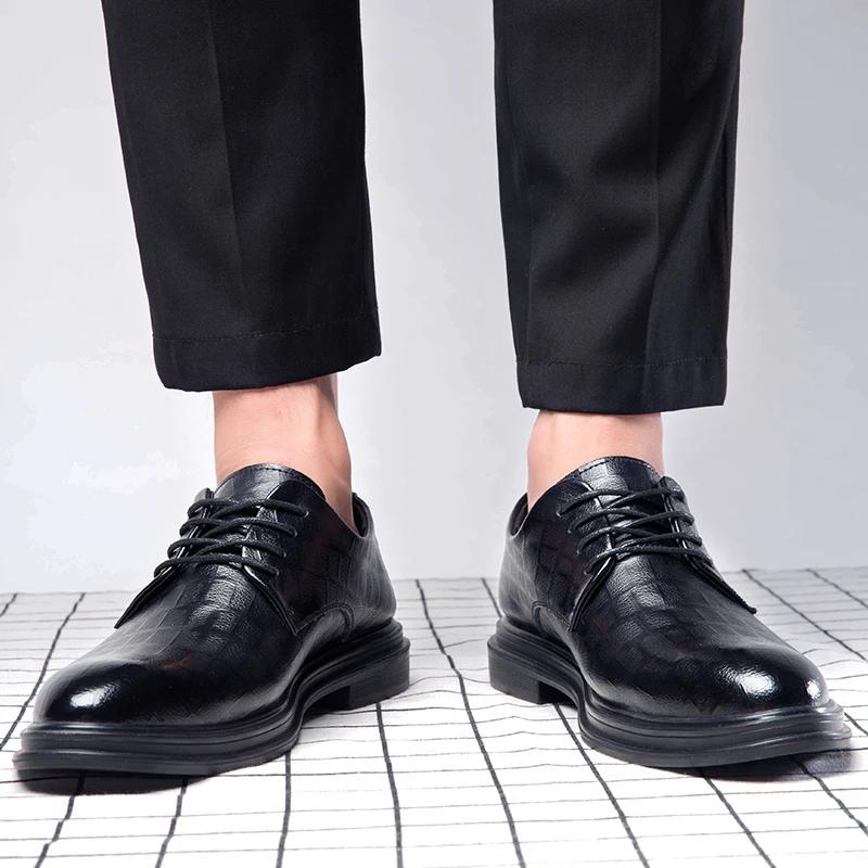 Casual Men Shoes Fashion Brogue Patent Leather Shoe Man Lace Up Oxford Dress Shoes Elevator Formal Wedding Shoes Men