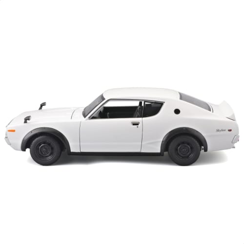 Maisto 1973 Nissan Skyline 2000GT-R #KPGC110 #Ken and Mary #Ken and Mary #1/24 scale diecast model car in white