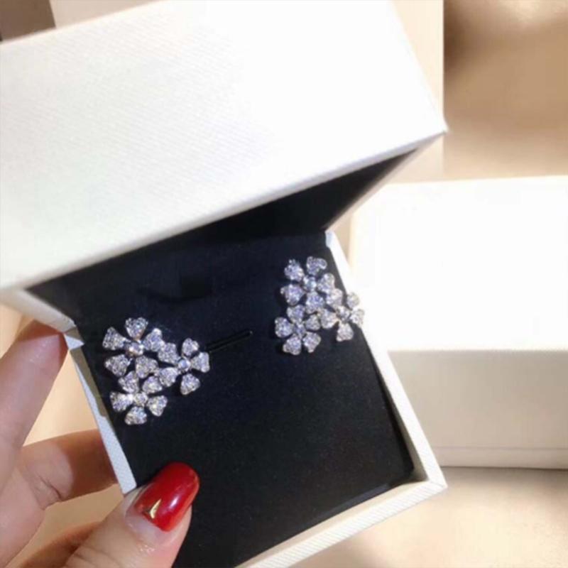 Neu Neue Trendy Phantasie Blume Ohrringe Frauen Weiß CZ Silber Farbe Braut Hochzeit Zeremonie Party Stud Ohrring Erklärung Schmuck