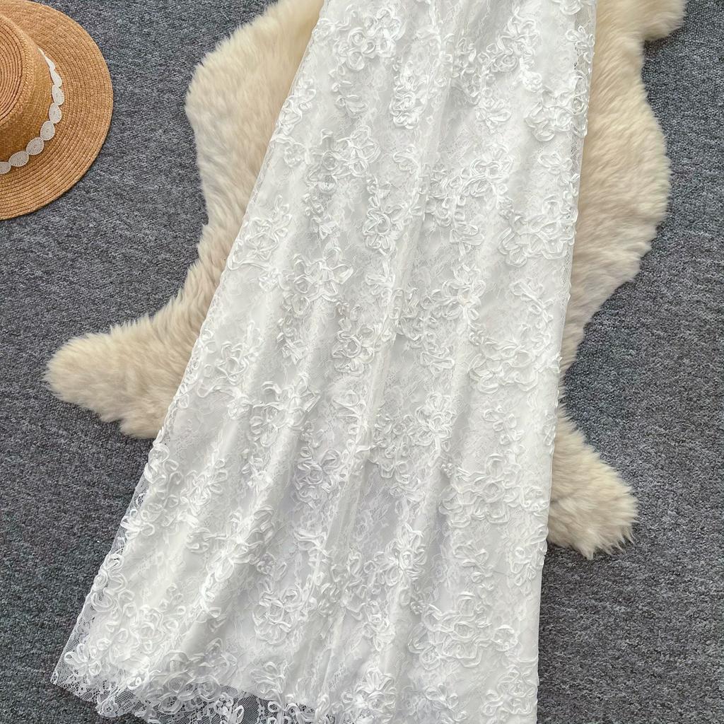 Summer White Lace Halter-Neck Dress for Women Sexy Sleeveless Floral Embroidered A-Line Maxi Dress