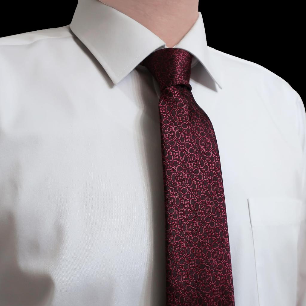 Family crest necktie (wine)