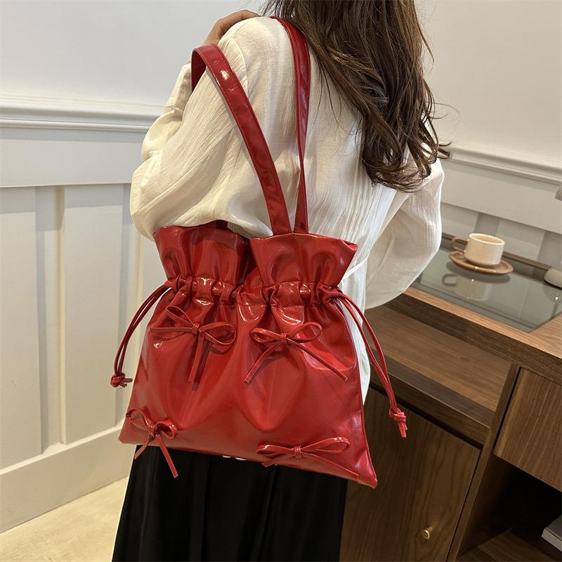 Sweet Bowknot Shoulder Bag Handbag Large Capacity Bucket Bag Underarm Bag Casual Travel Tote Bag серебряный